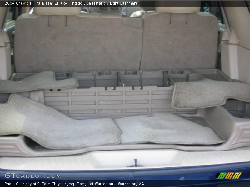 Indigo Blue Metallic / Light Cashmere 2004 Chevrolet TrailBlazer LT 4x4