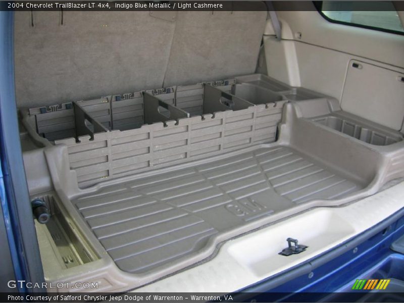 Indigo Blue Metallic / Light Cashmere 2004 Chevrolet TrailBlazer LT 4x4