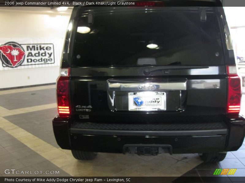 Black / Dark Khaki/Light Graystone 2006 Jeep Commander Limited 4x4