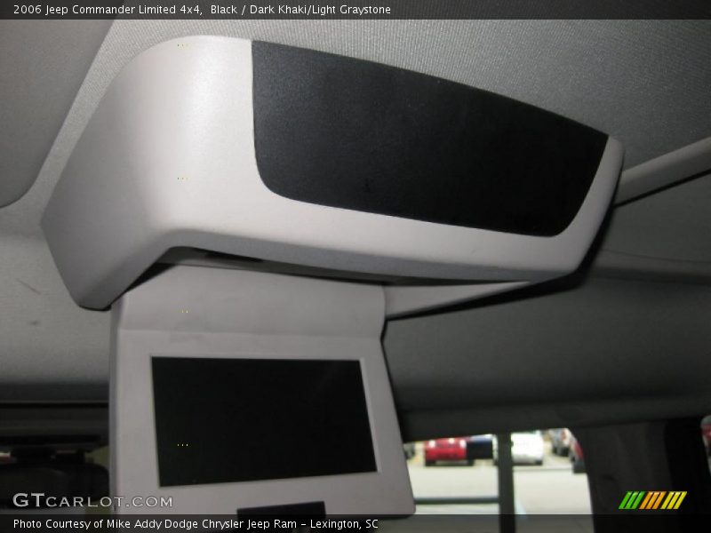 Black / Dark Khaki/Light Graystone 2006 Jeep Commander Limited 4x4