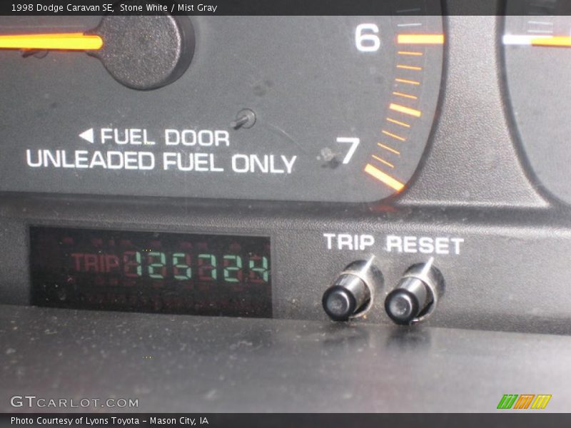 Stone White / Mist Gray 1998 Dodge Caravan SE