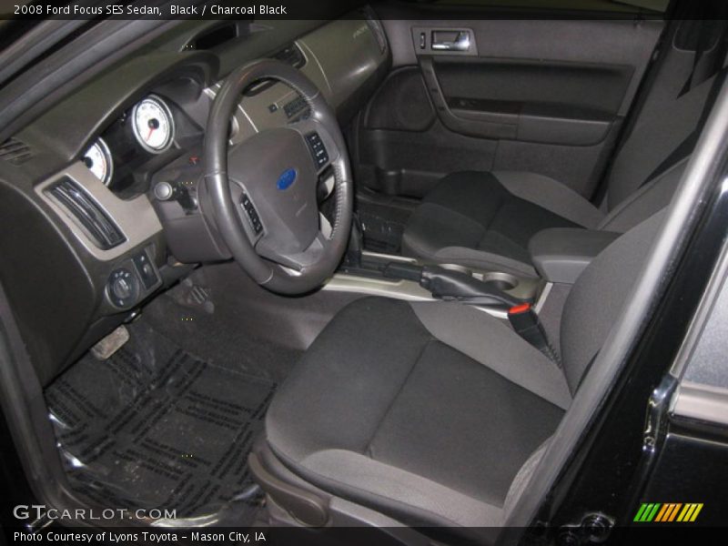 Black / Charcoal Black 2008 Ford Focus SES Sedan