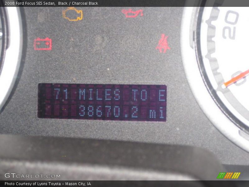 Black / Charcoal Black 2008 Ford Focus SES Sedan