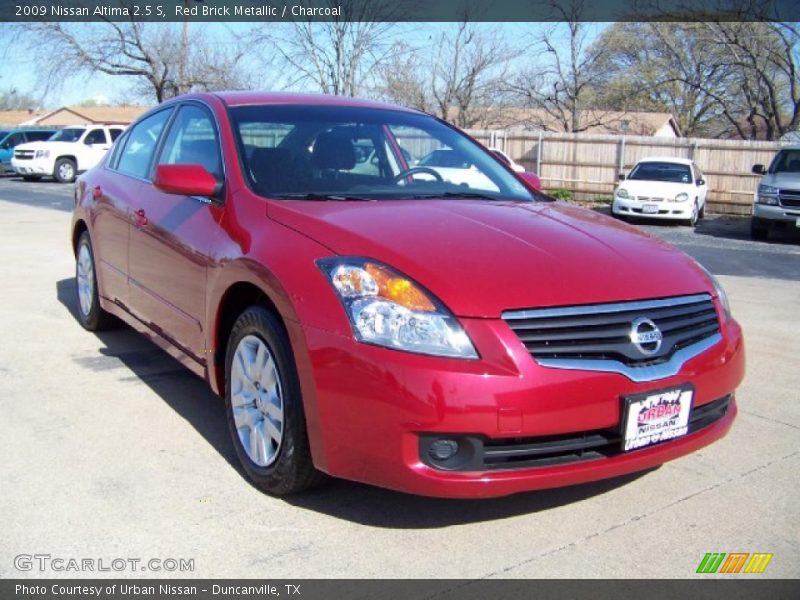 Red Brick Metallic / Charcoal 2009 Nissan Altima 2.5 S