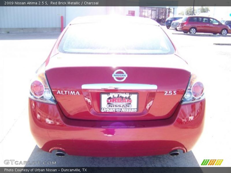 Red Brick Metallic / Charcoal 2009 Nissan Altima 2.5 S