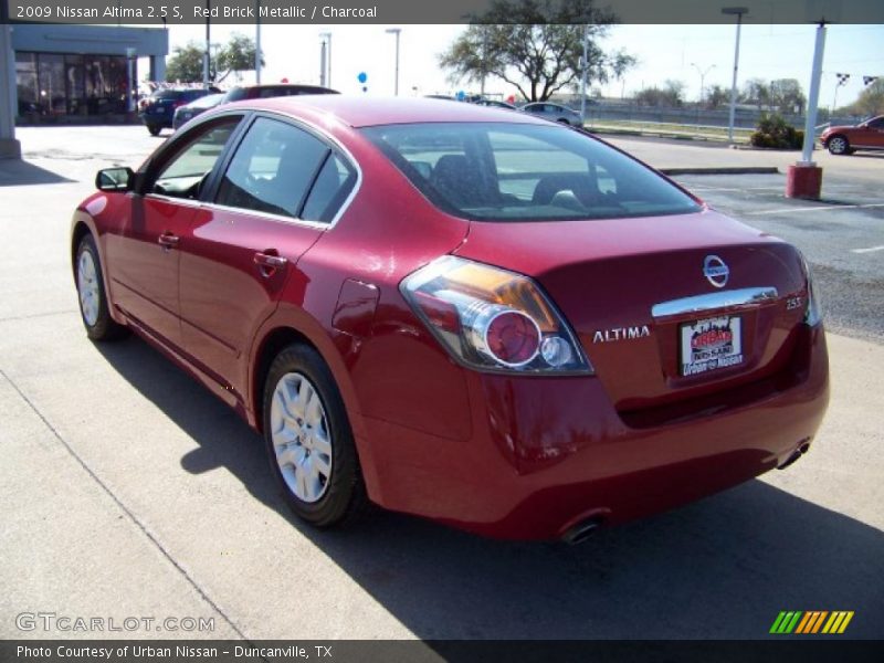Red Brick Metallic / Charcoal 2009 Nissan Altima 2.5 S