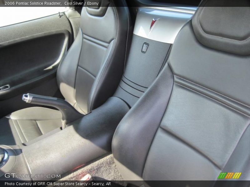 Cool Silver / Ebony 2006 Pontiac Solstice Roadster