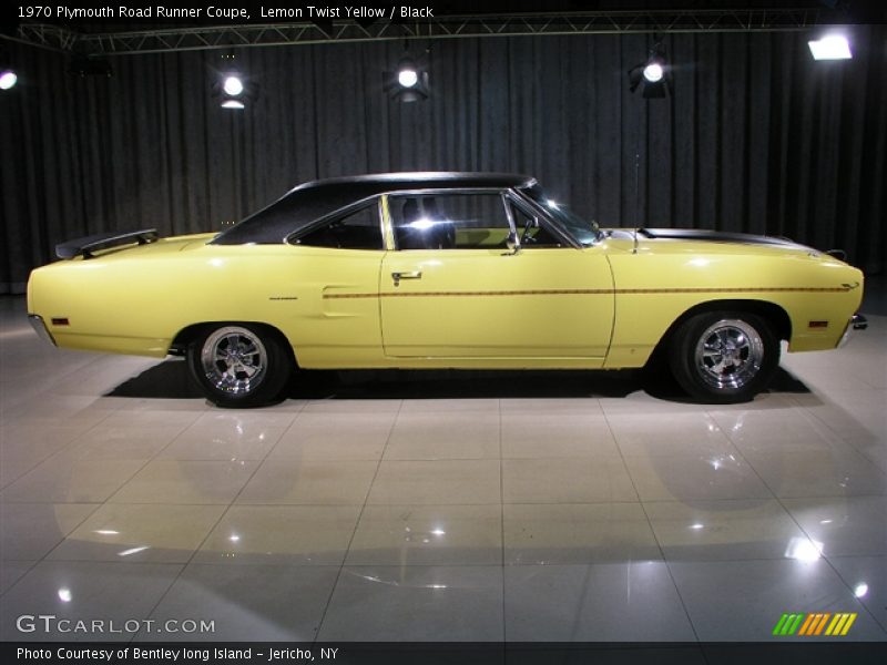 Lemon Twist Yellow / Black 1970 Plymouth Road Runner Coupe