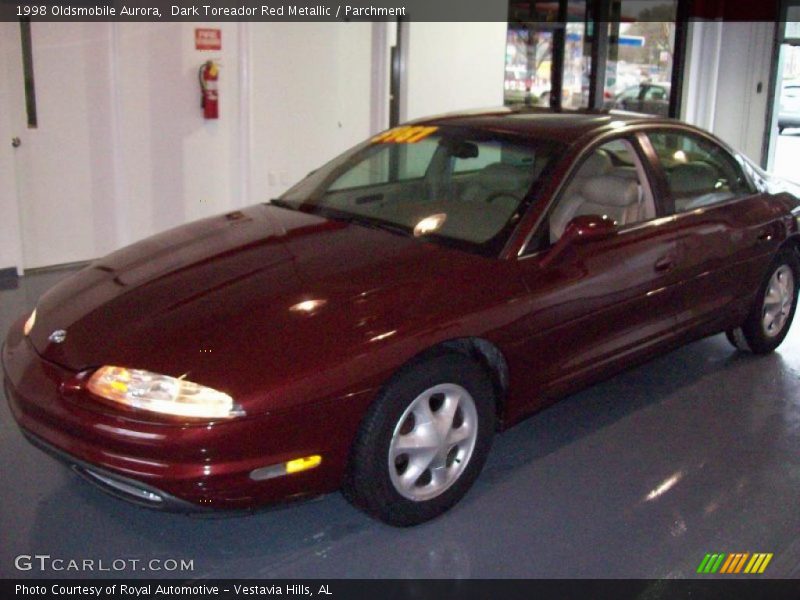 Dark Toreador Red Metallic / Parchment 1998 Oldsmobile Aurora