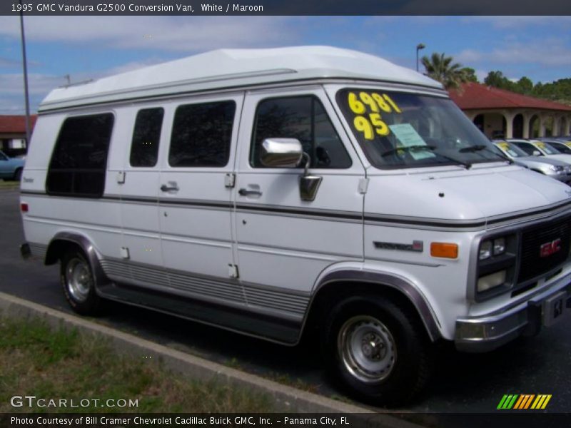 White / Maroon 1995 GMC Vandura G2500 Conversion Van