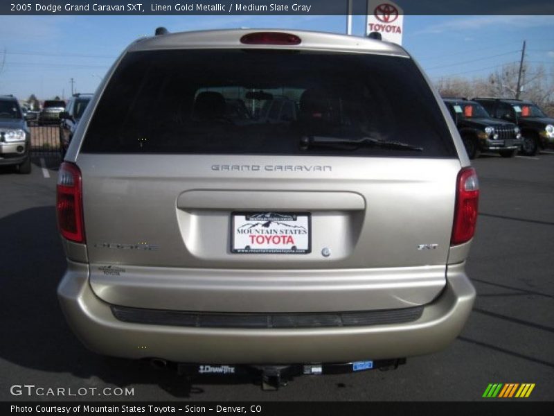 Linen Gold Metallic / Medium Slate Gray 2005 Dodge Grand Caravan SXT
