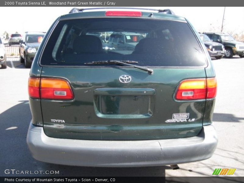Woodland Pearl Green Metallic / Gray 2000 Toyota Sienna LE
