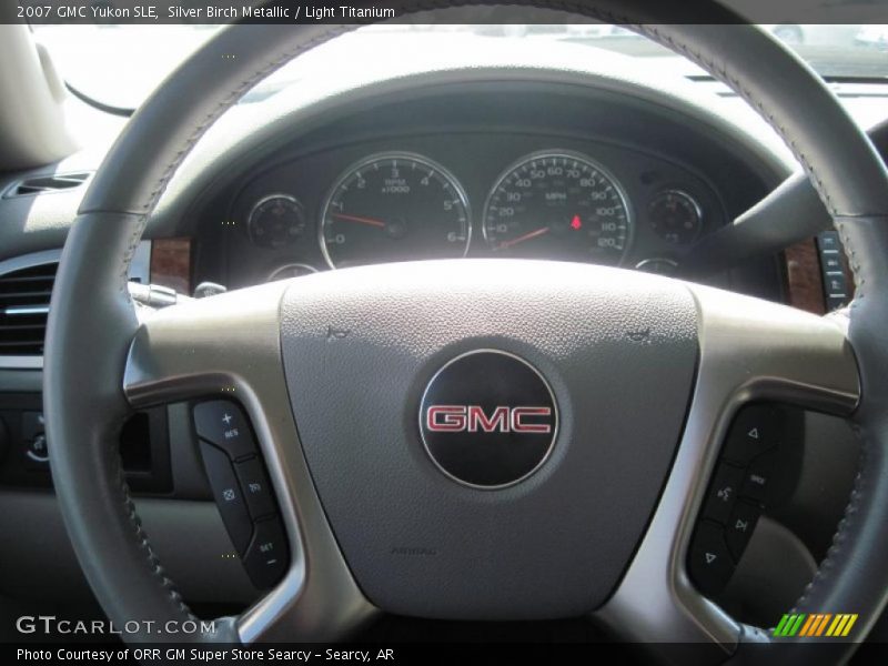 Silver Birch Metallic / Light Titanium 2007 GMC Yukon SLE