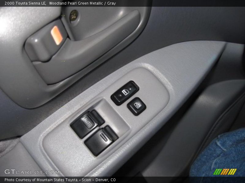 Woodland Pearl Green Metallic / Gray 2000 Toyota Sienna LE