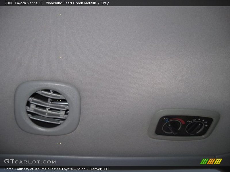 Woodland Pearl Green Metallic / Gray 2000 Toyota Sienna LE