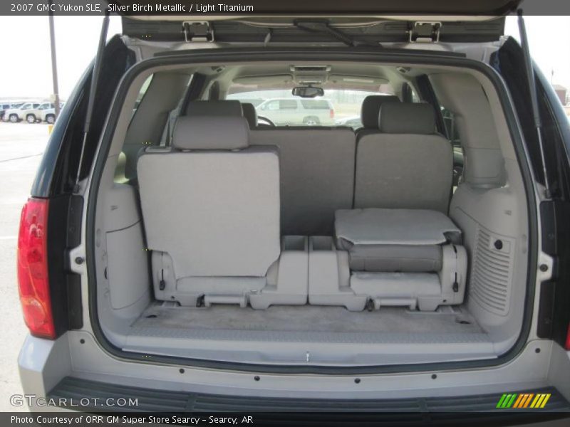 Silver Birch Metallic / Light Titanium 2007 GMC Yukon SLE