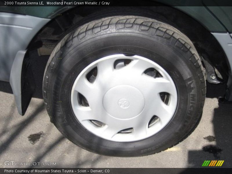 Woodland Pearl Green Metallic / Gray 2000 Toyota Sienna LE