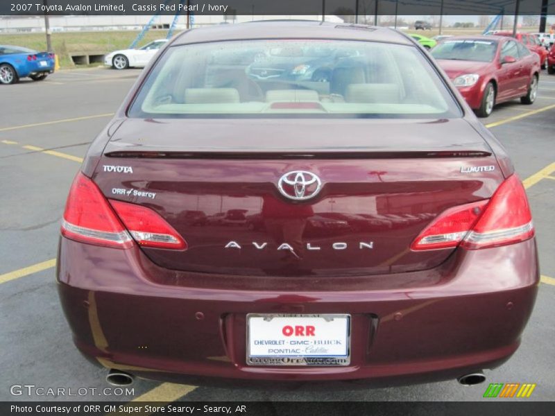Cassis Red Pearl / Ivory 2007 Toyota Avalon Limited
