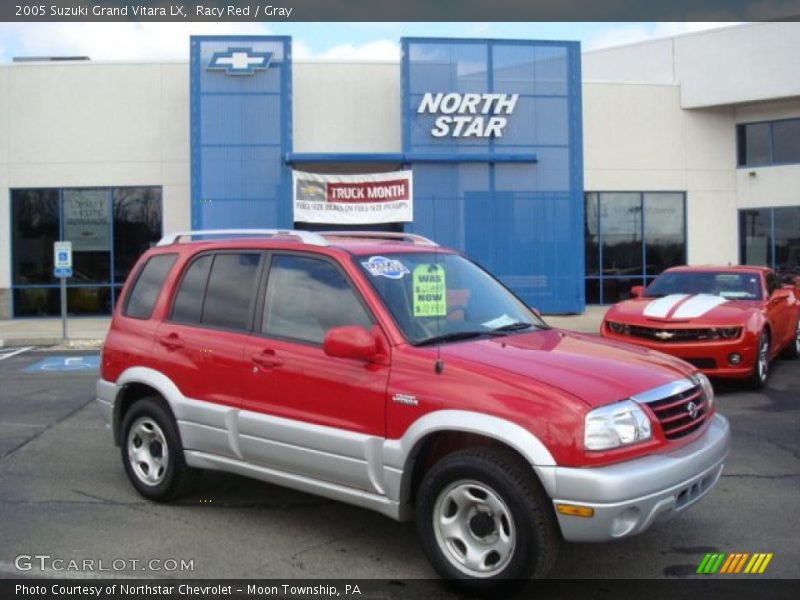 Racy Red / Gray 2005 Suzuki Grand Vitara LX