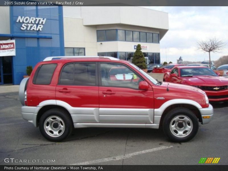 Racy Red / Gray 2005 Suzuki Grand Vitara LX
