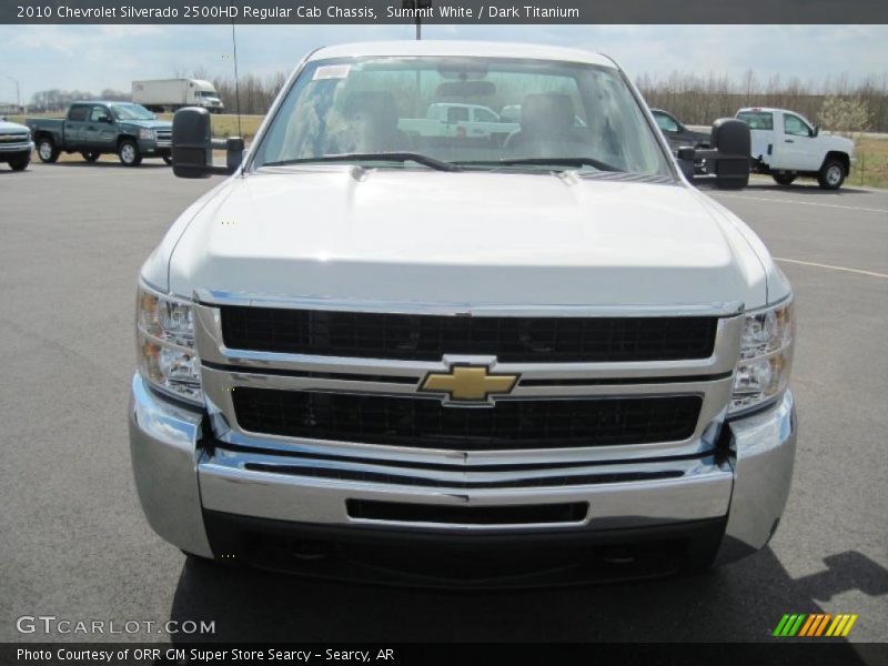 Summit White / Dark Titanium 2010 Chevrolet Silverado 2500HD Regular Cab Chassis