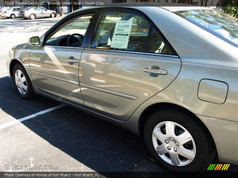 Mineral Green Opal / Stone Gray 2006 Toyota Camry LE