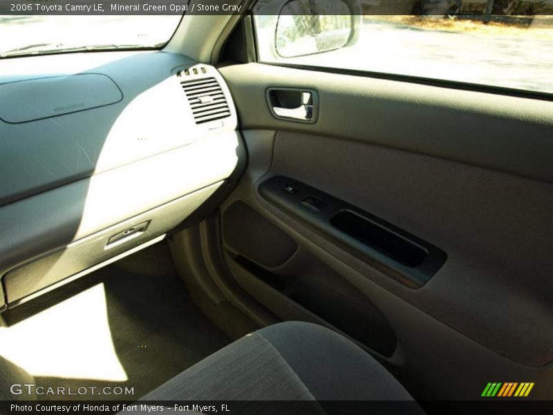Mineral Green Opal / Stone Gray 2006 Toyota Camry LE