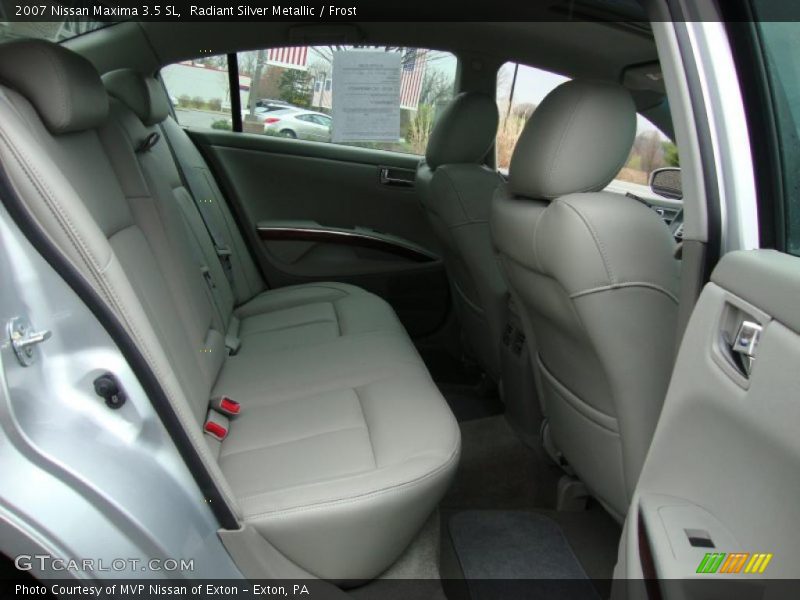 Radiant Silver Metallic / Frost 2007 Nissan Maxima 3.5 SL