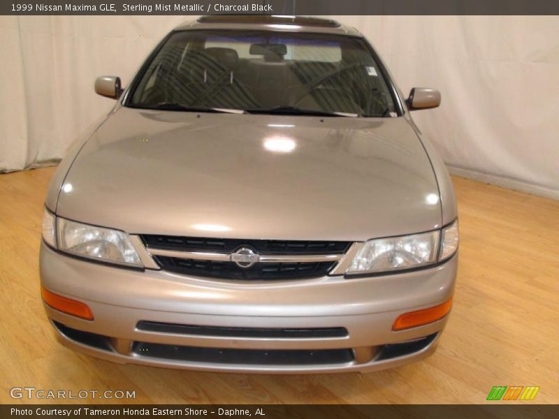Sterling Mist Metallic / Charcoal Black 1999 Nissan Maxima GLE