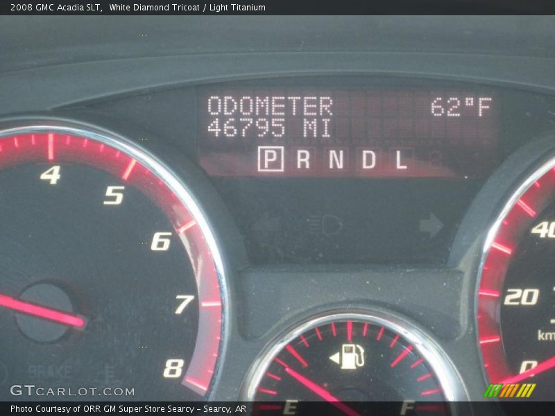 White Diamond Tricoat / Light Titanium 2008 GMC Acadia SLT