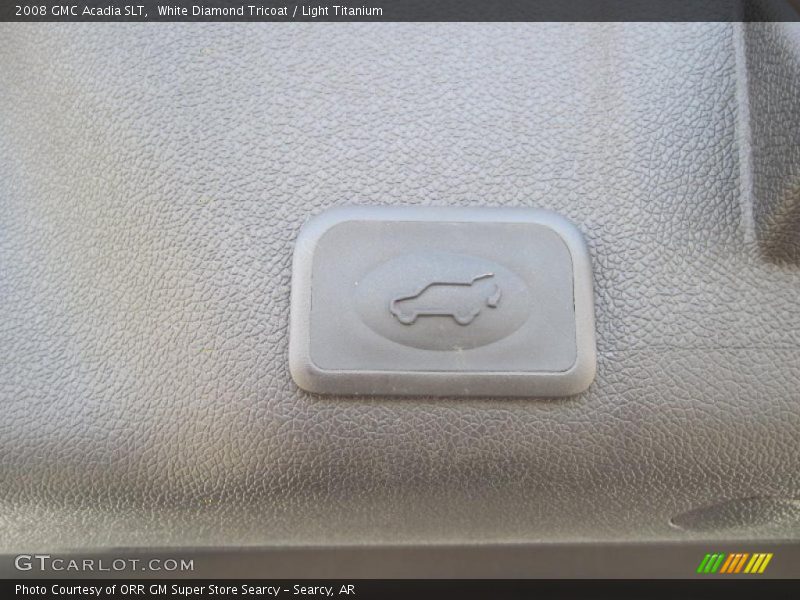 White Diamond Tricoat / Light Titanium 2008 GMC Acadia SLT