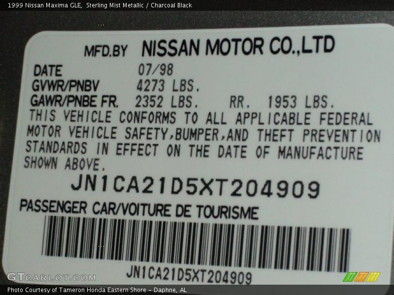 Sterling Mist Metallic / Charcoal Black 1999 Nissan Maxima GLE