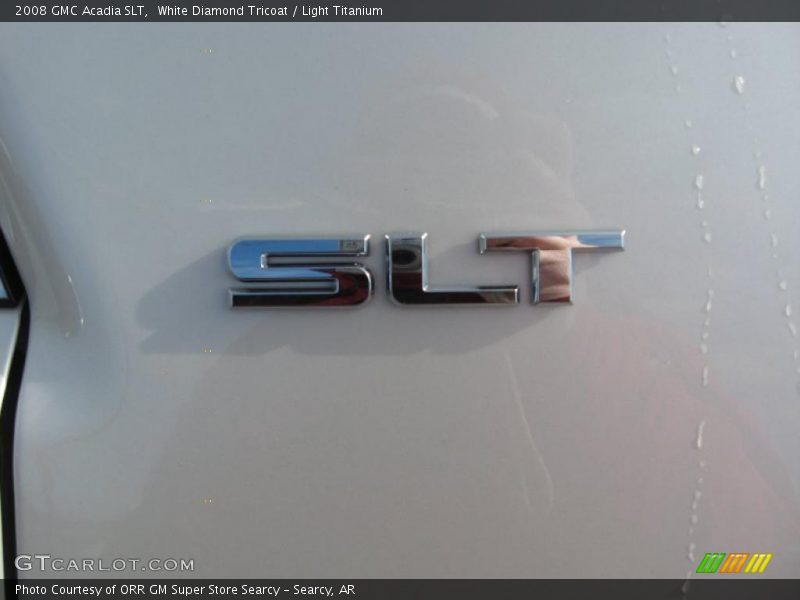 White Diamond Tricoat / Light Titanium 2008 GMC Acadia SLT