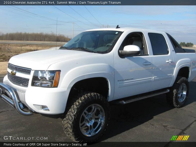 Summit White / Dark Titanium/Light Titanium 2010 Chevrolet Avalanche Z71 4x4