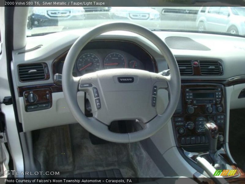 Silver Metallic / Taupe/Light Taupe 2000 Volvo S80 T6