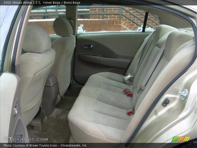 Velvet Beige / Blond Beige 2002 Nissan Altima 2.5 S