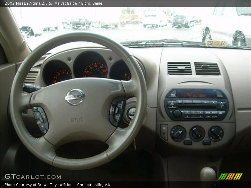 Velvet Beige / Blond Beige 2002 Nissan Altima 2.5 S