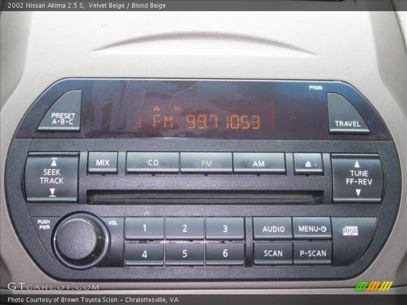 Velvet Beige / Blond Beige 2002 Nissan Altima 2.5 S
