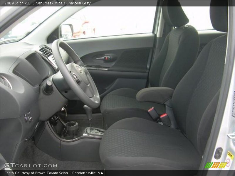 Silver Streak Mica / Charcoal Gray 2009 Scion xD