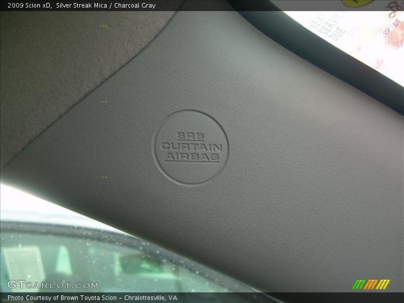 Silver Streak Mica / Charcoal Gray 2009 Scion xD