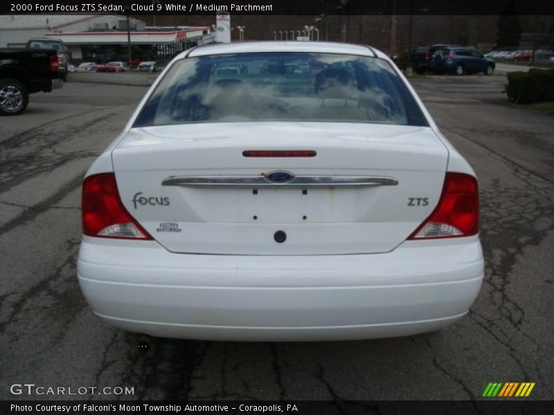 Cloud 9 White / Medium Parchment 2000 Ford Focus ZTS Sedan