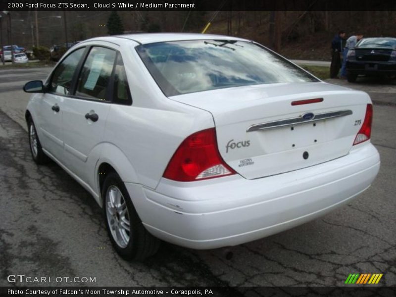 Cloud 9 White / Medium Parchment 2000 Ford Focus ZTS Sedan