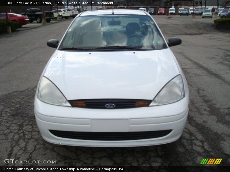 Cloud 9 White / Medium Parchment 2000 Ford Focus ZTS Sedan