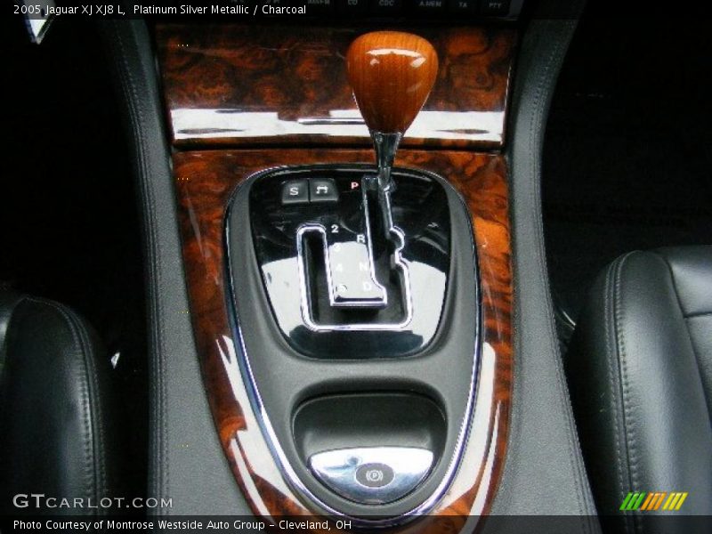 Platinum Silver Metallic / Charcoal 2005 Jaguar XJ XJ8 L