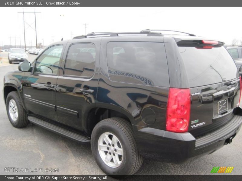 Onyx Black / Ebony 2010 GMC Yukon SLE