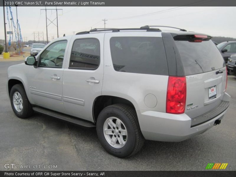 Pure Silver Metallic / Light Titanium 2010 GMC Yukon SLT