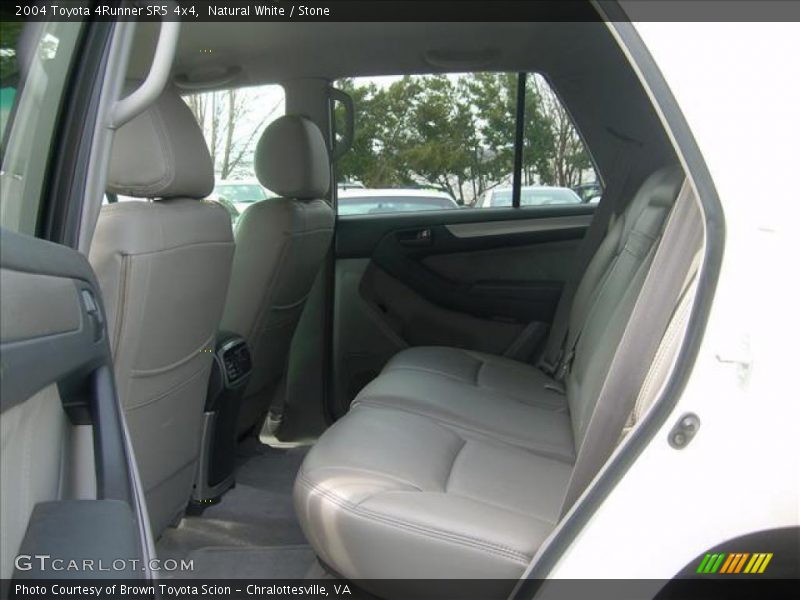 Natural White / Stone 2004 Toyota 4Runner SR5 4x4