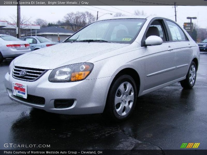 Bright Silver Metallic / Gray 2009 Kia Spectra EX Sedan