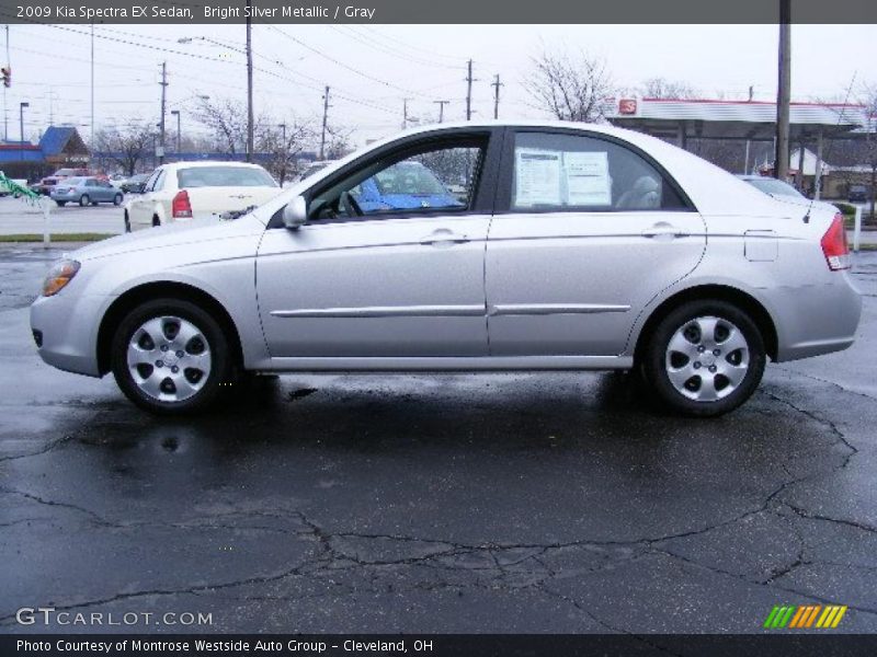 Bright Silver Metallic / Gray 2009 Kia Spectra EX Sedan