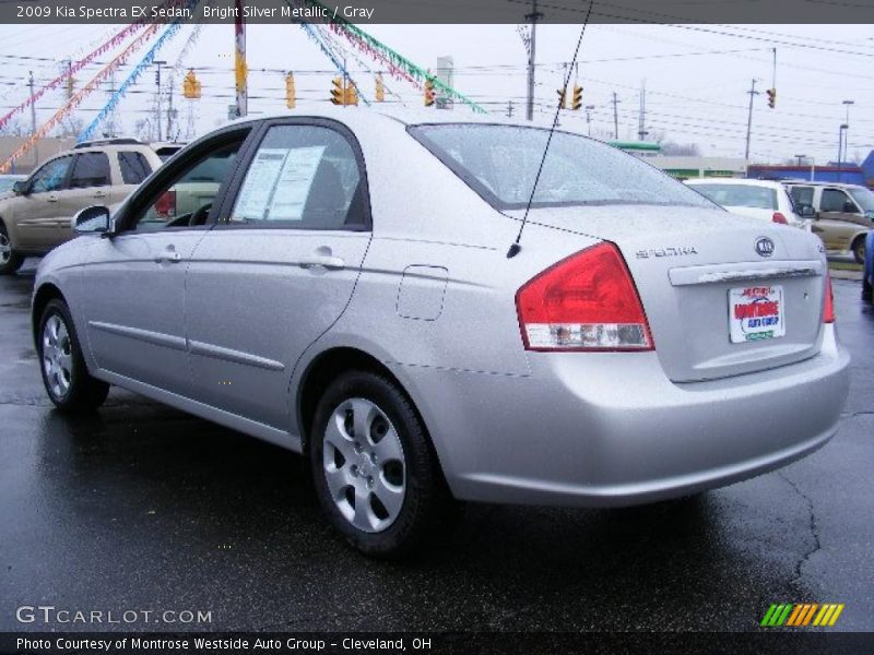 Bright Silver Metallic / Gray 2009 Kia Spectra EX Sedan